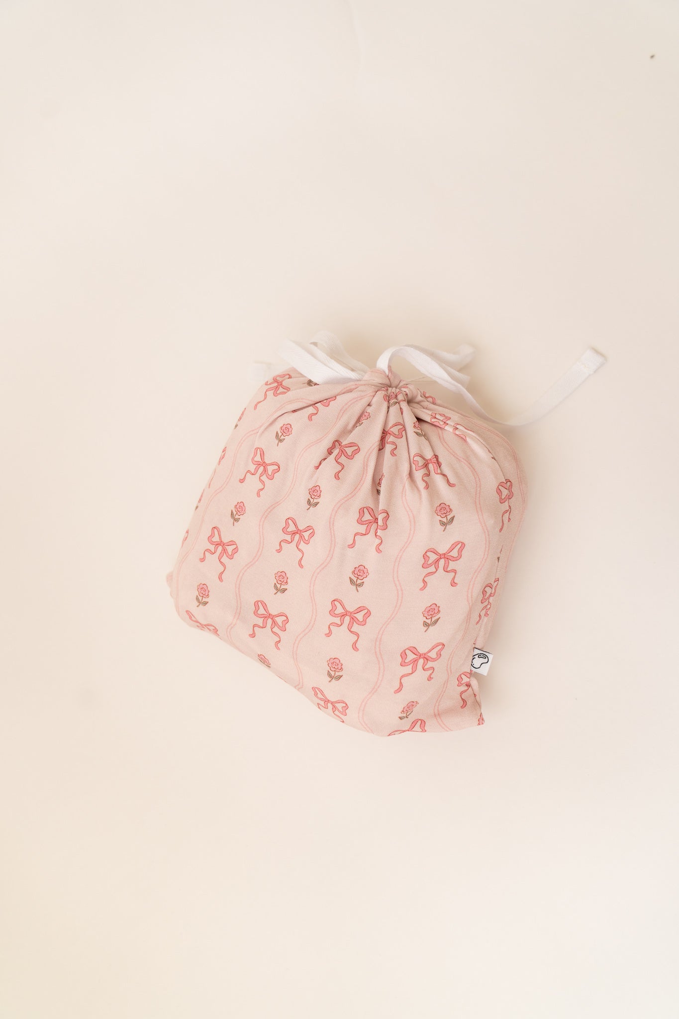 Bow's Swaddle\Beanie Set