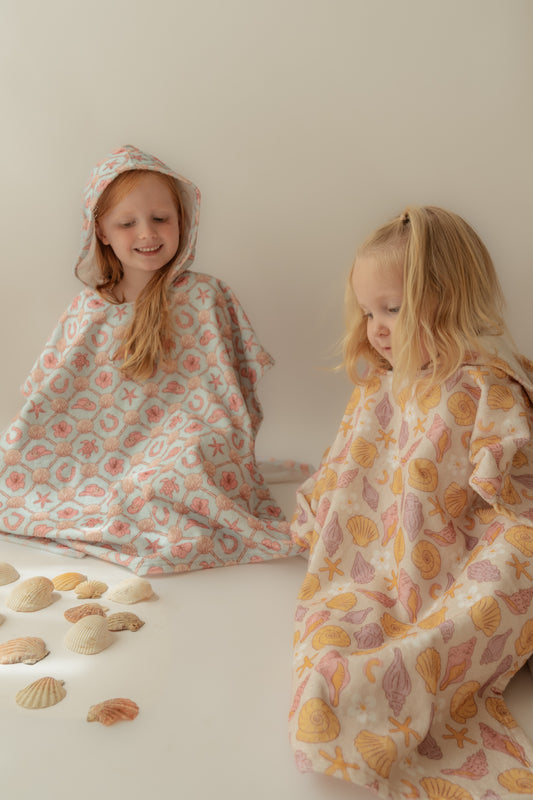 Seashell Sweetie | Hooded Poncho Summer Towel