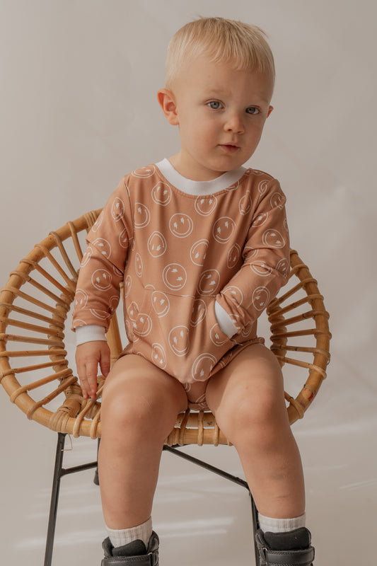 Rad Smiley | Sweatshirt Romper Daywear